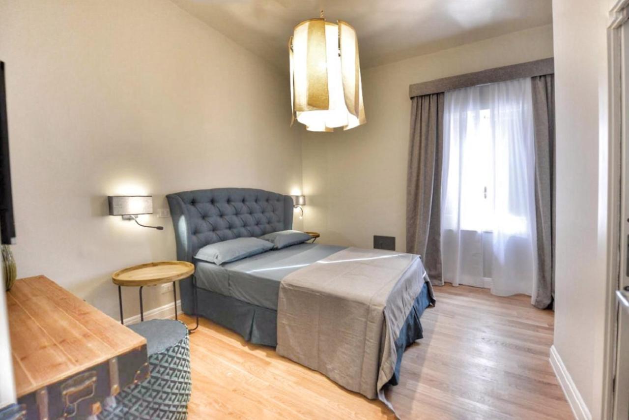 Domus D'Angelo B&B Формія Екстер'єр фото