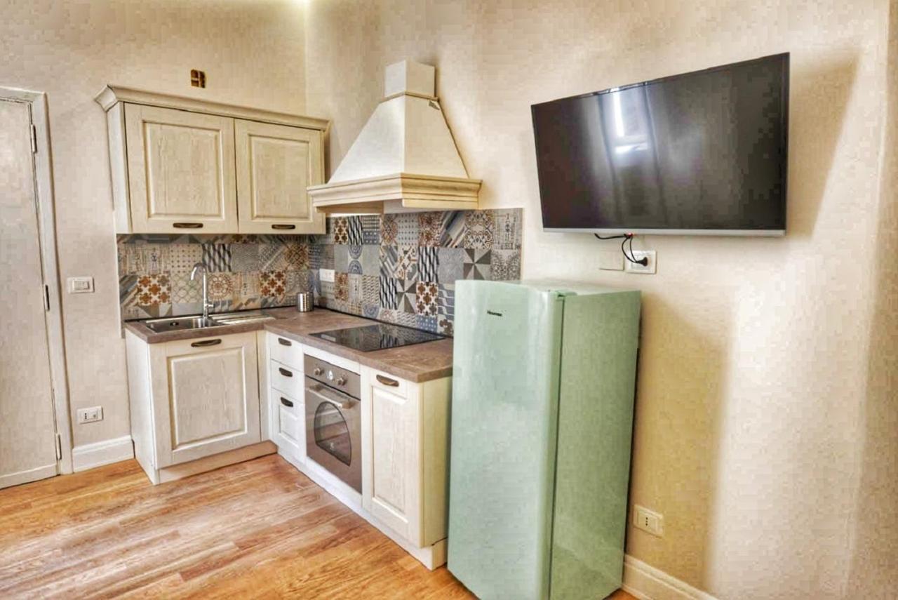 Domus D'Angelo B&B Формія Екстер'єр фото