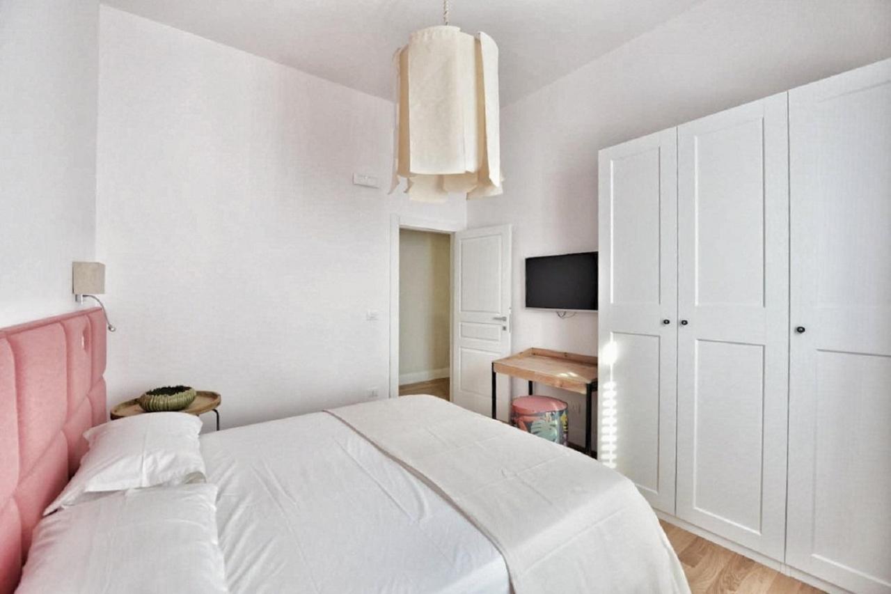 Domus D'Angelo B&B Формія Екстер'єр фото