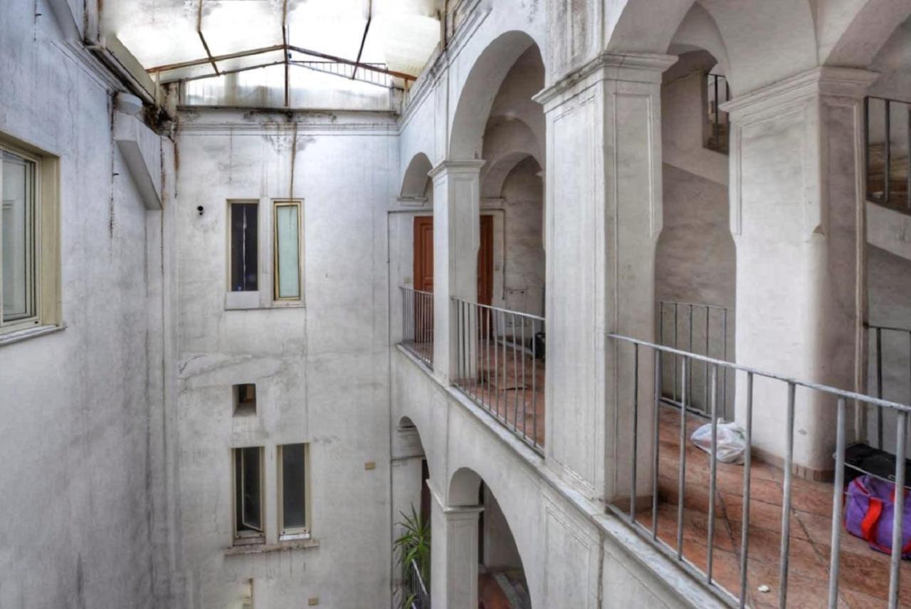 Domus D'Angelo B&B Формія Екстер'єр фото
