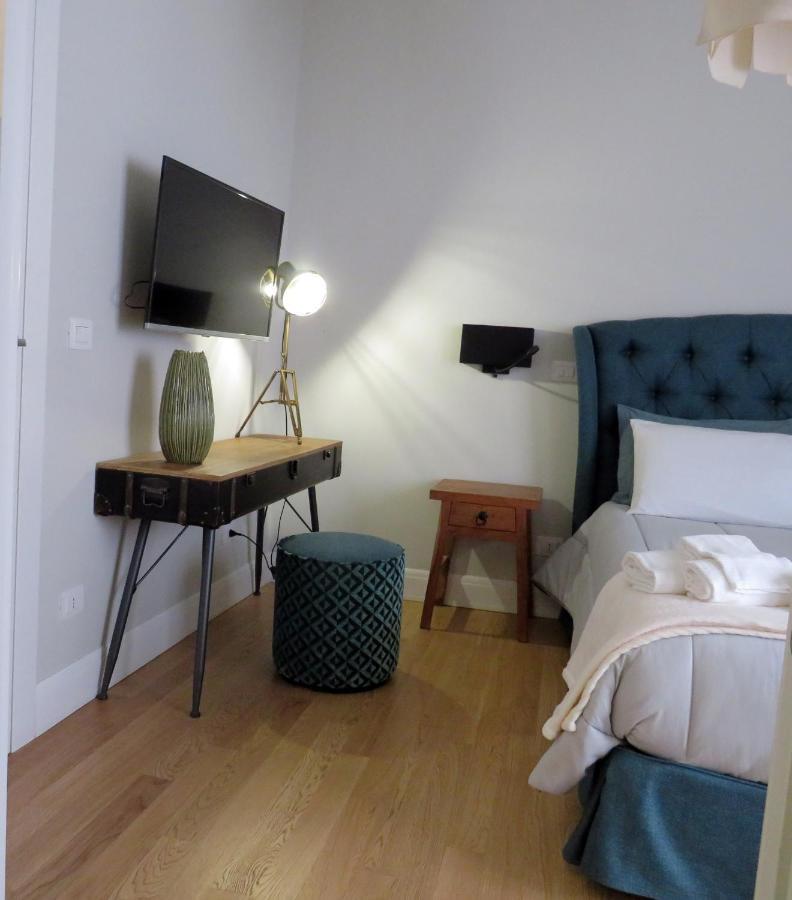Domus D'Angelo B&B Формія Екстер'єр фото